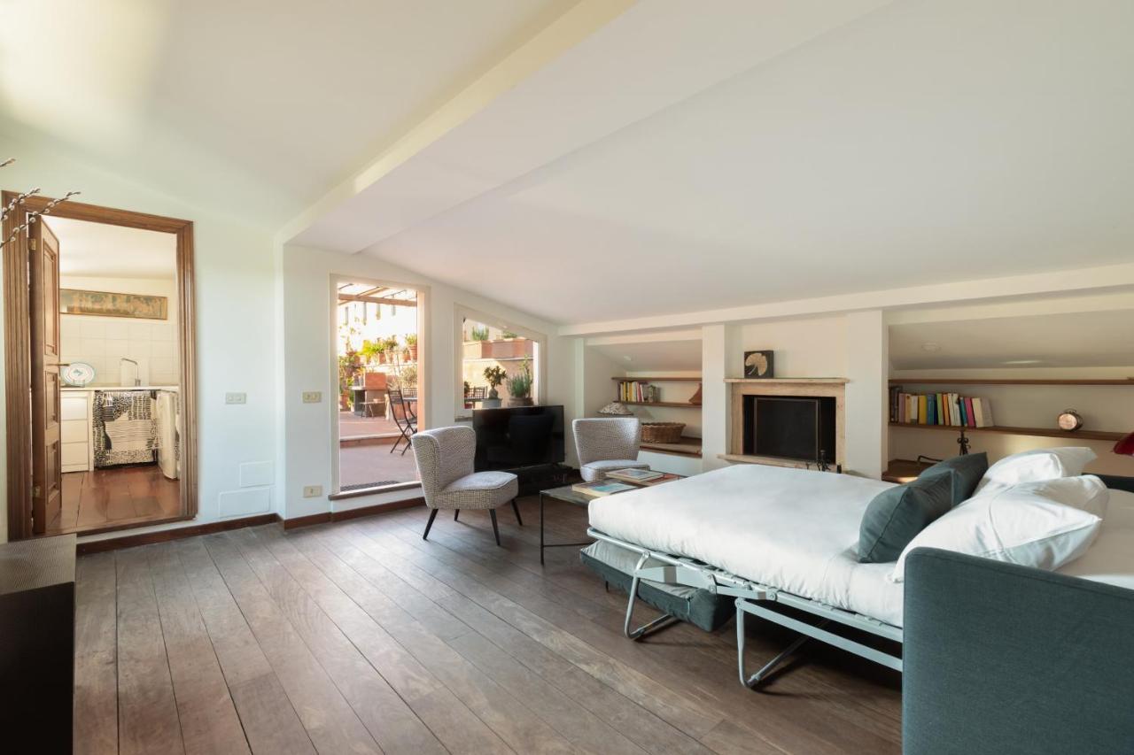 Bright And Comfy Terraced Apartment In Trastevere Róma Kültér fotó