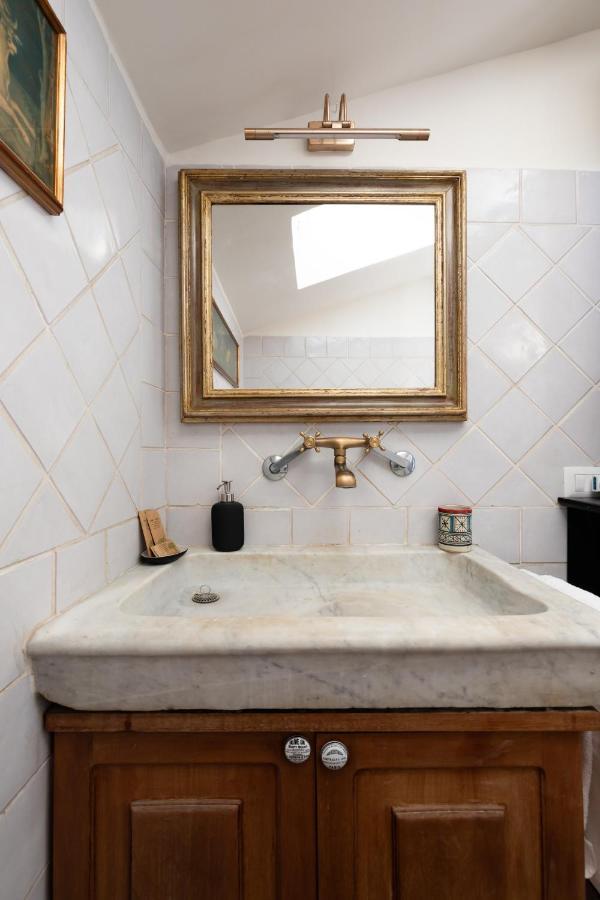 Bright And Comfy Terraced Apartment In Trastevere Róma Kültér fotó