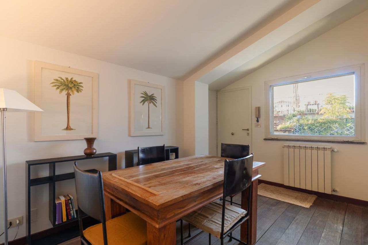 Bright And Comfy Terraced Apartment In Trastevere Róma Kültér fotó